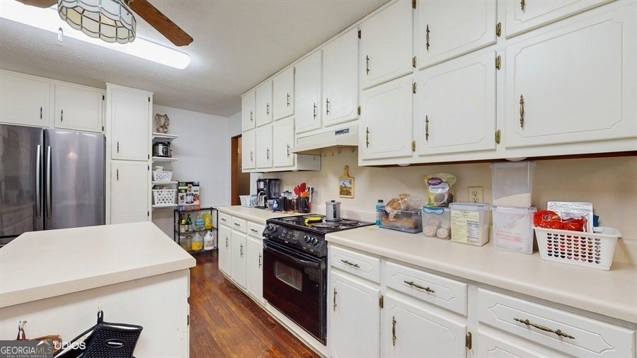 6 Fairfield Drive Ellenwood - 24