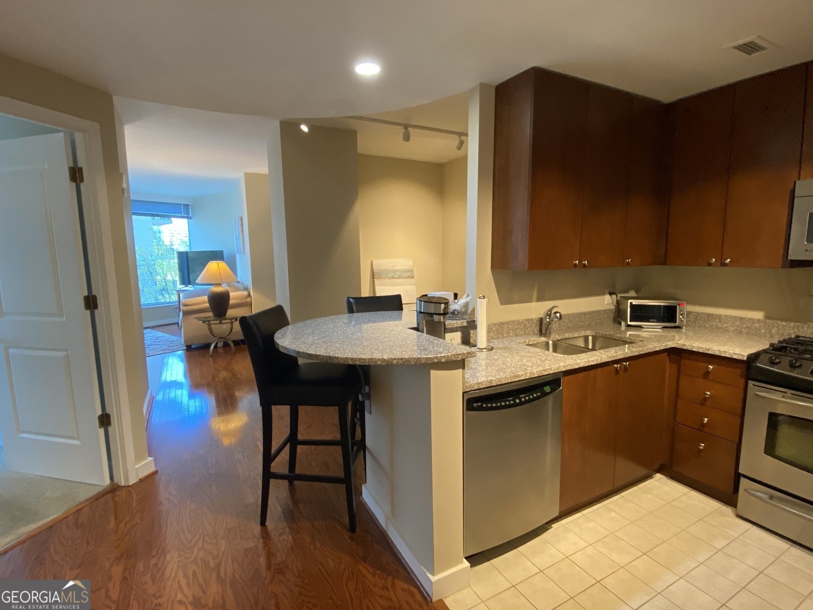 3338 Peachtree Road Atlanta - 2