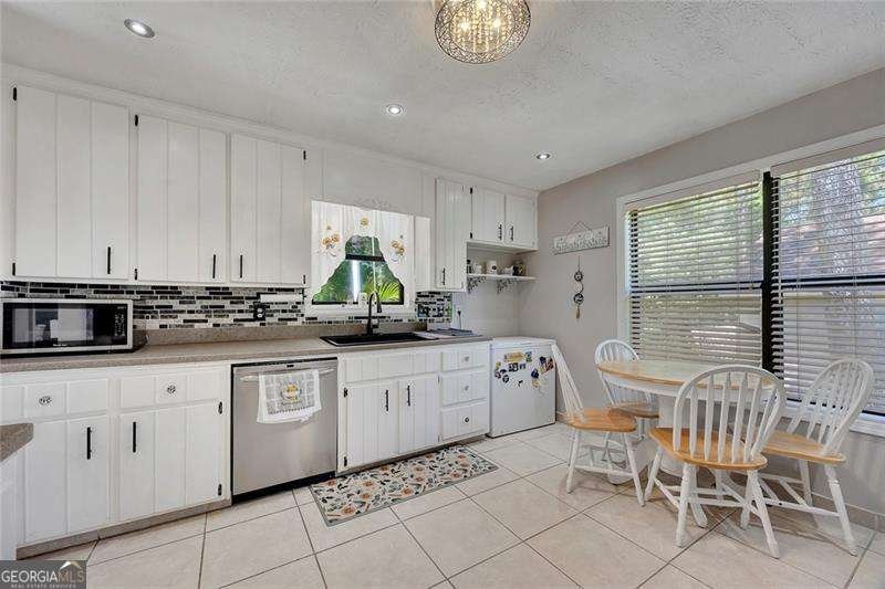 3856 Nowlin Road Kennesaw - 12
