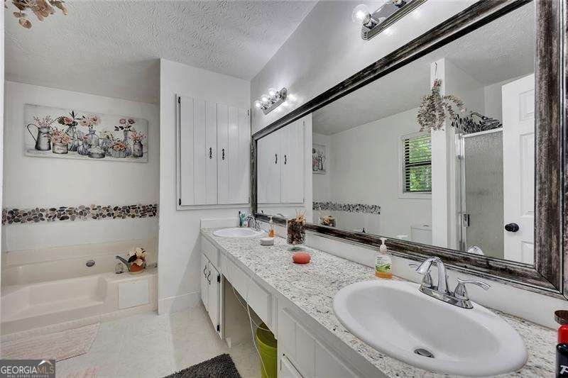 3856 Nowlin Road Kennesaw - 24