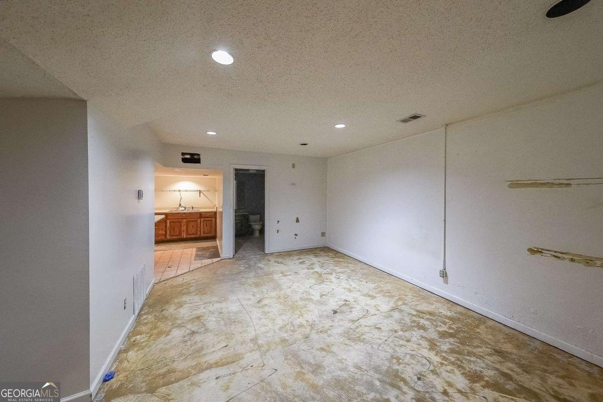 3601 Club Drive Kennesaw - 37