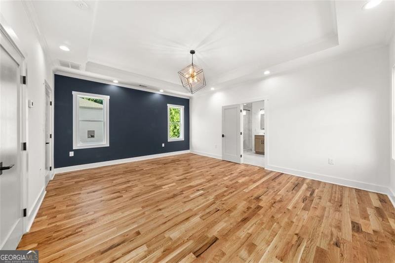 327 OHM Avondale Estates - 10