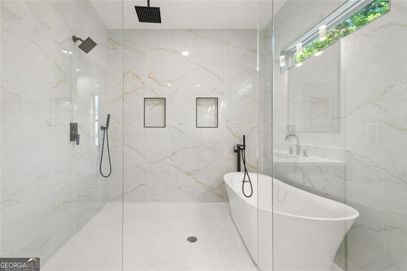 327 OHM Avondale Estates - 12