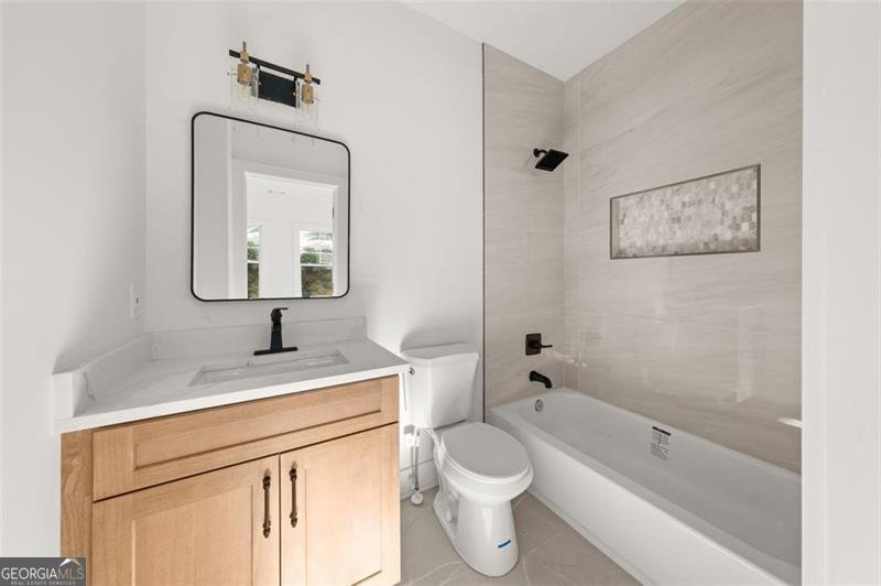 327 OHM Avondale Estates - 15