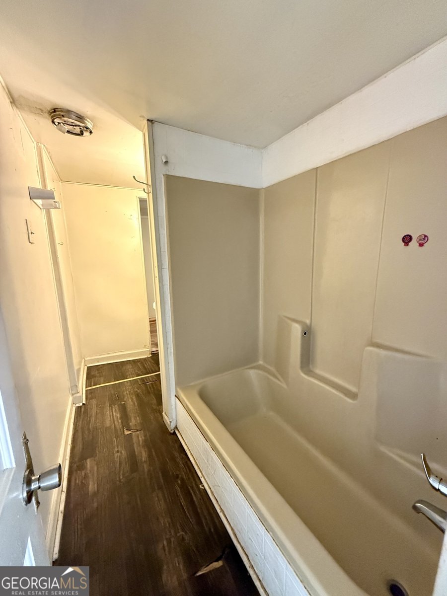 457 West Avenue Jackson - 7