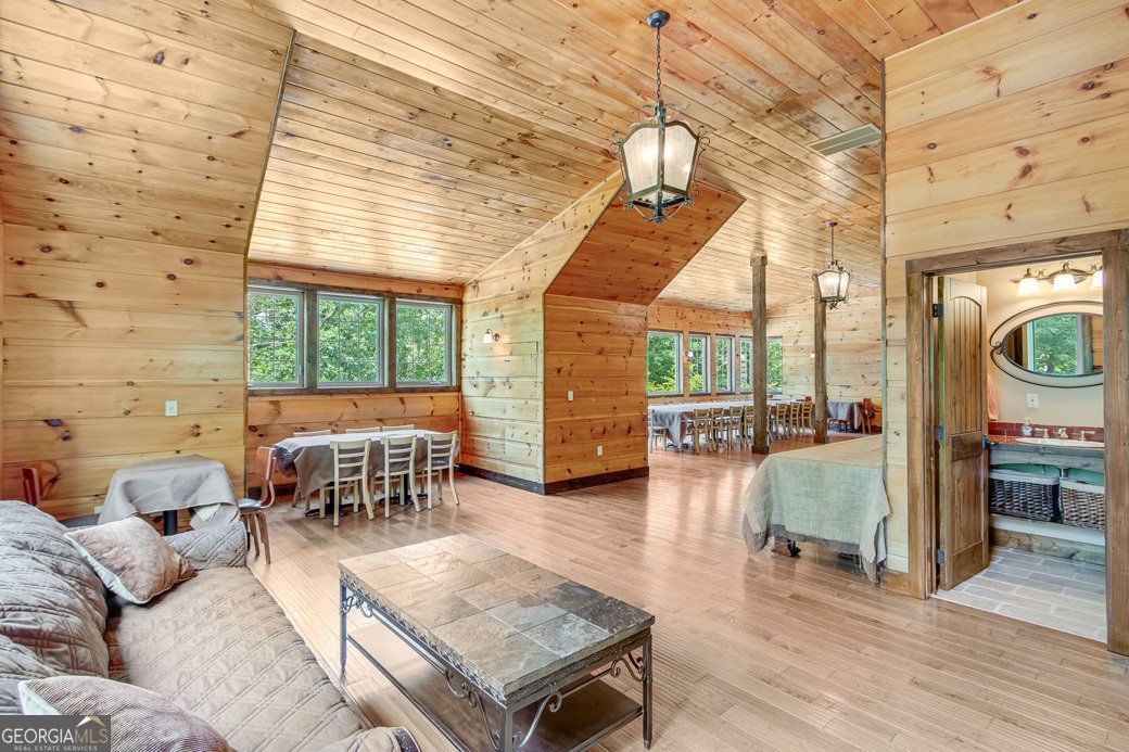 554 Vandiviere Road Dawsonville - 75