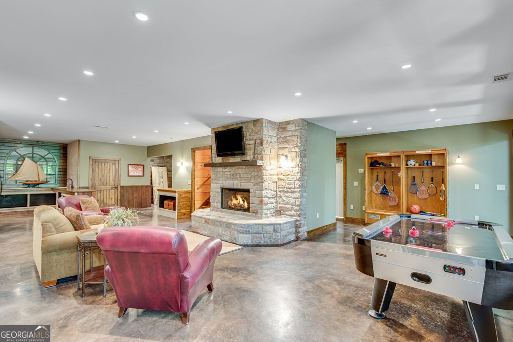 554 Vandiviere Road Dawsonville - 79