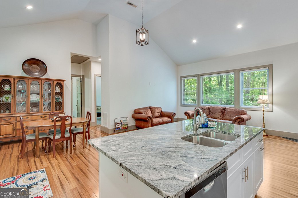 554 Vandiviere Road Dawsonville - 91
