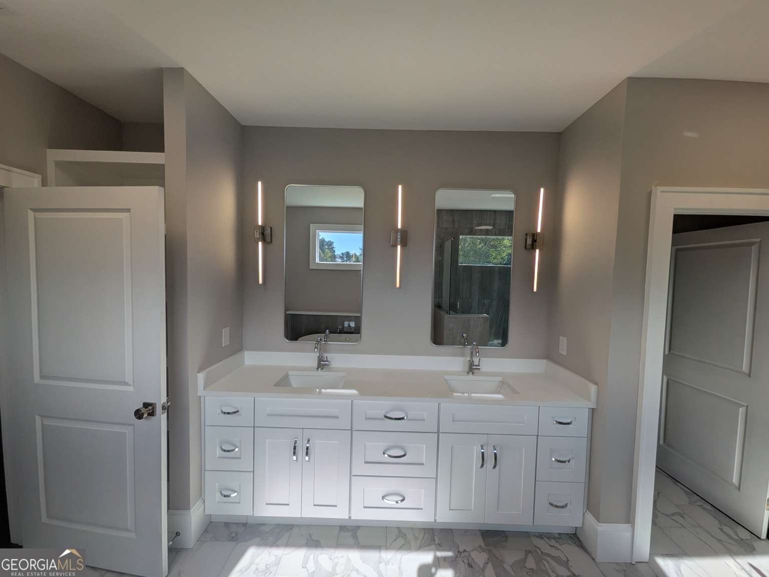 8239 High Lake Terrace Covington - 40