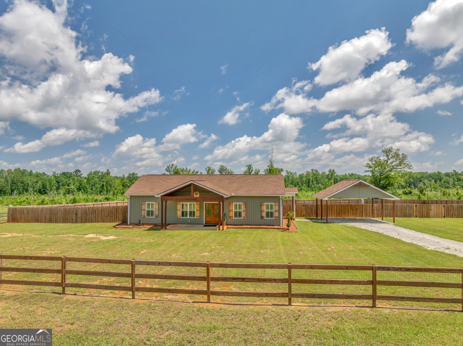 1354 Lakeway Road East Dublin - 1