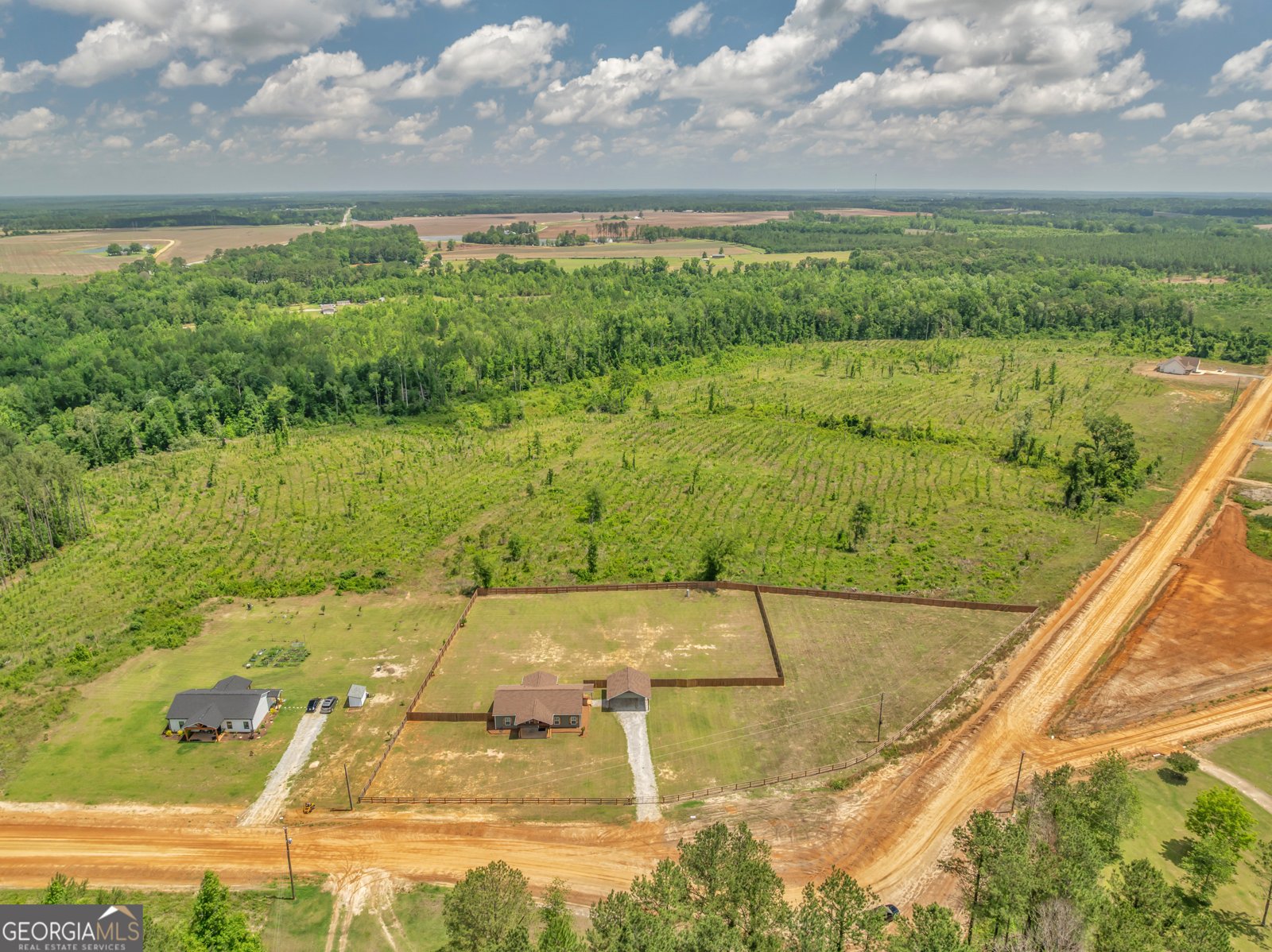 1354 Lakeway Road East Dublin - 10