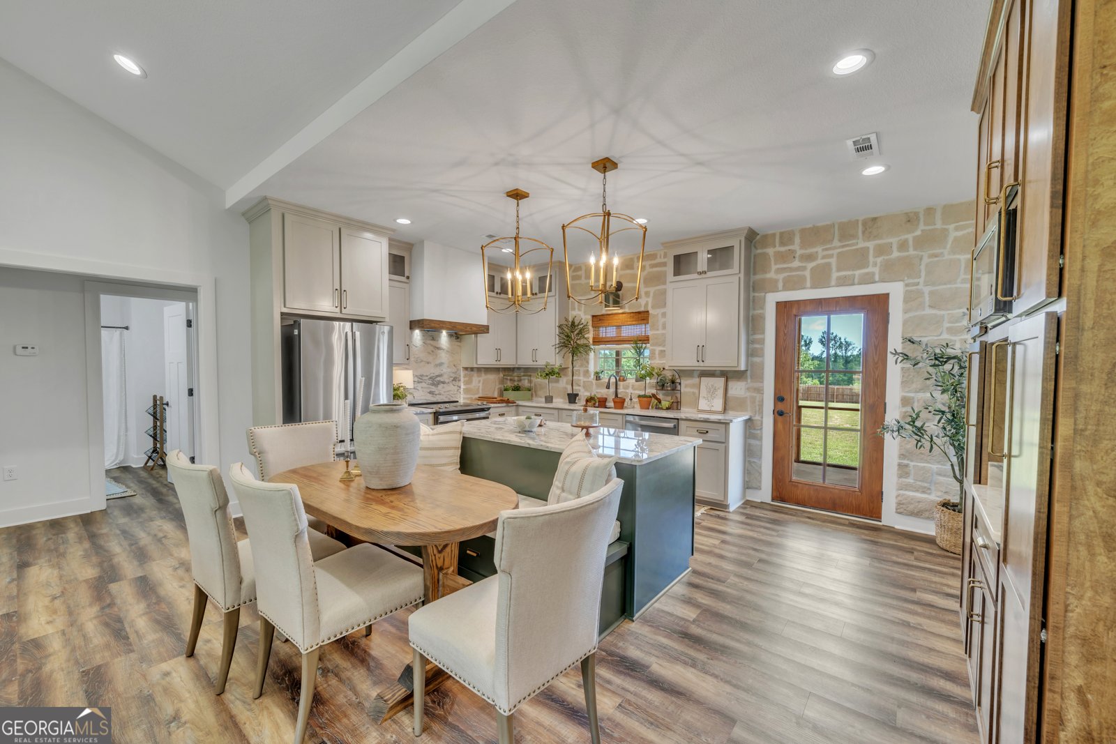 1354 Lakeway Road East Dublin - 18