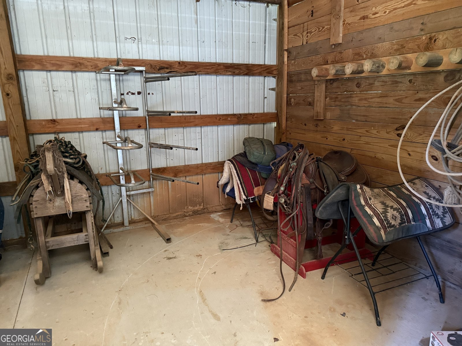 2638 Arnold Bottoms Road Colbert - 42
