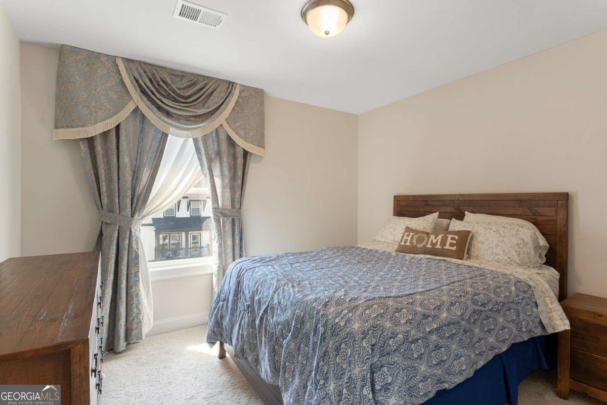823 Mackay Creek Woodstock - 18