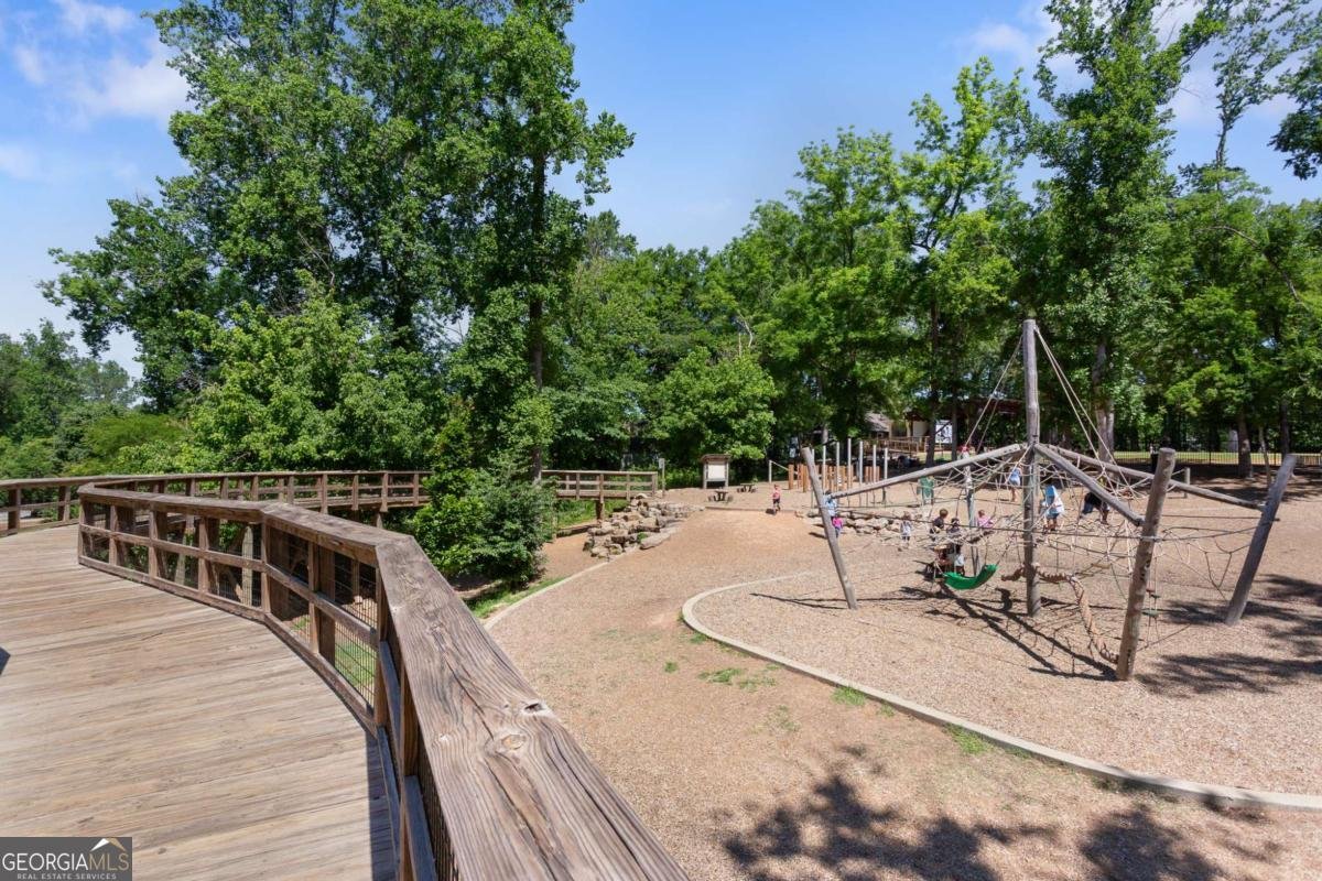 823 Mackay Creek Woodstock - 36