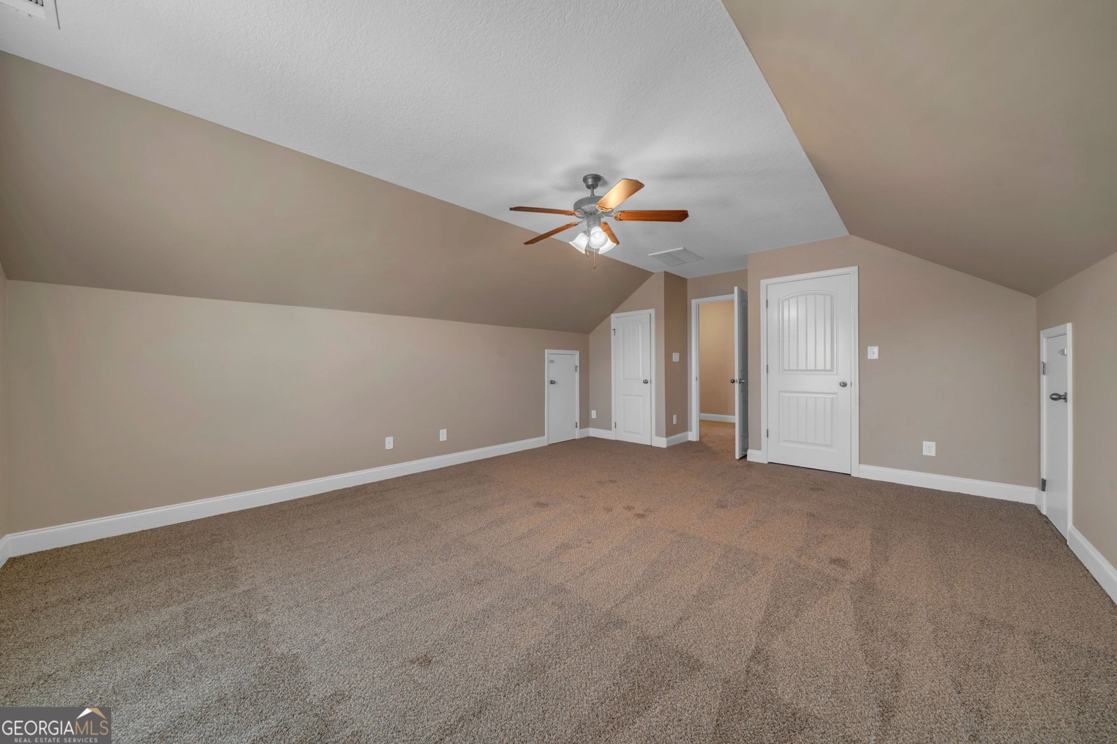 500 Hialeah Drive Bonaire - 34