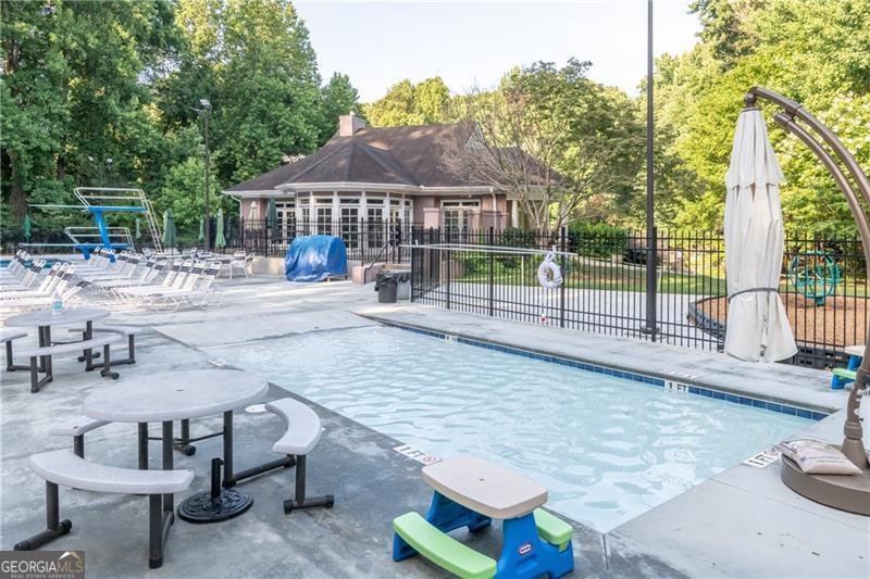 2628 AMBERLY Drive Dunwoody - 17