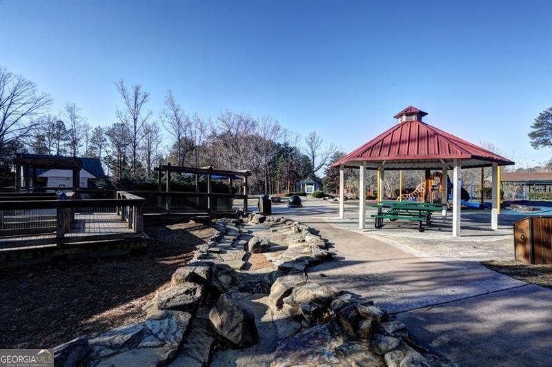 2628 AMBERLY Drive Dunwoody - 35