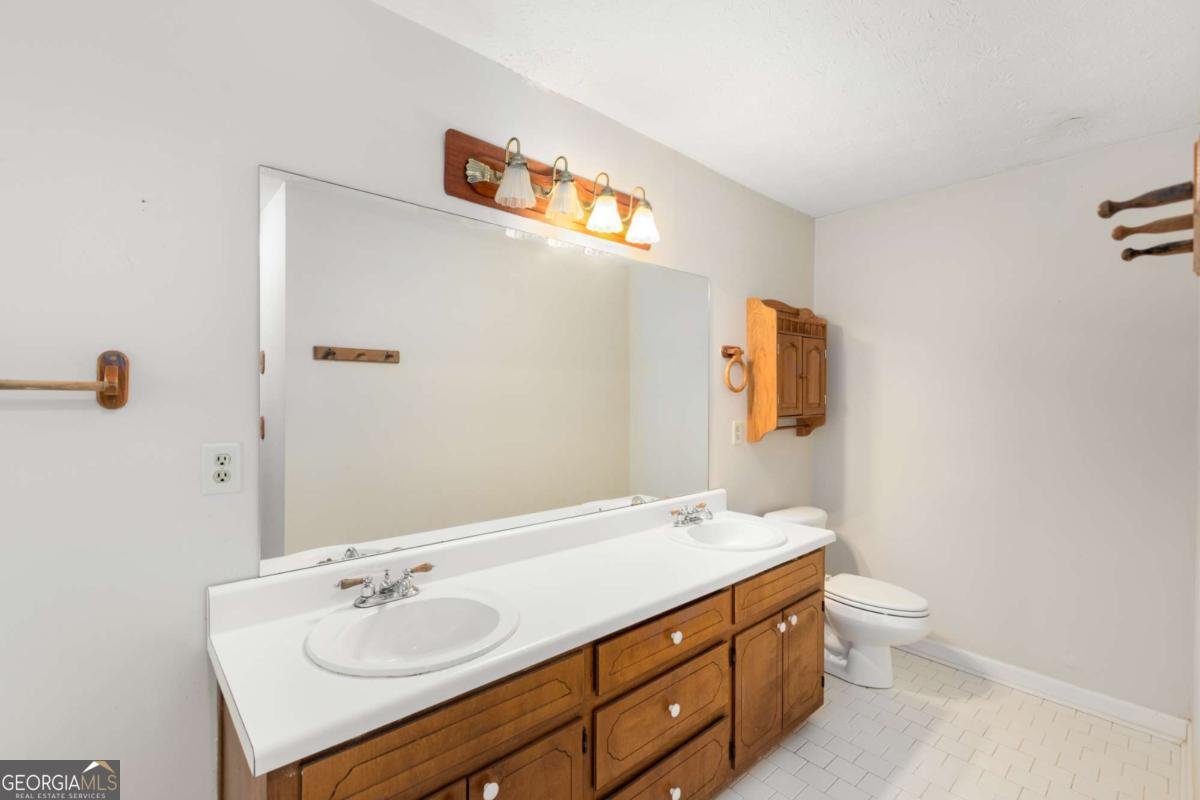 2617 Laurel Woods Lane Conyers - 23