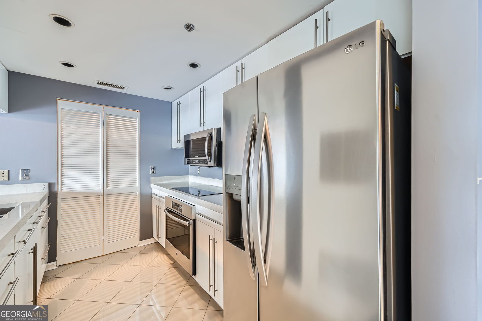 3481 Lakeside Drive Atlanta - 2