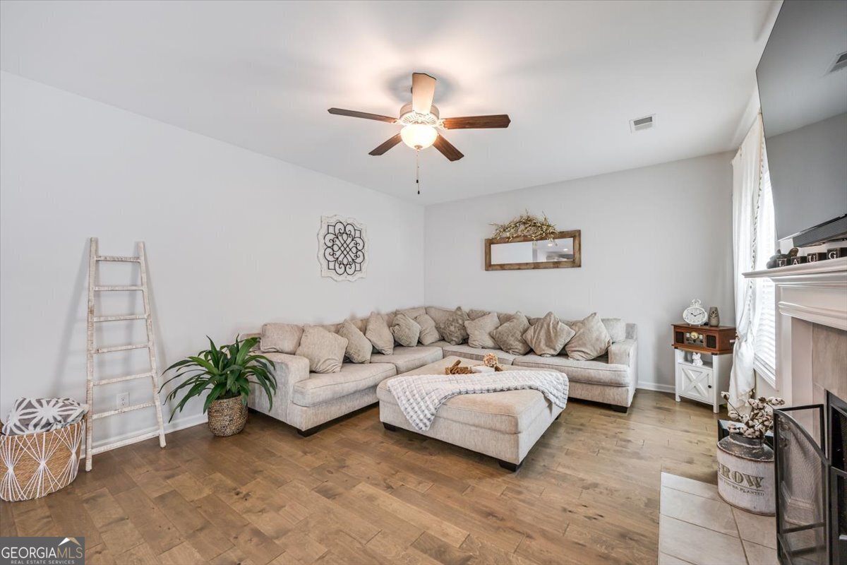 4221 Cornwall Forsyth - 12