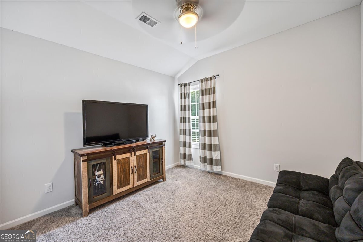 4221 Cornwall Forsyth - 17