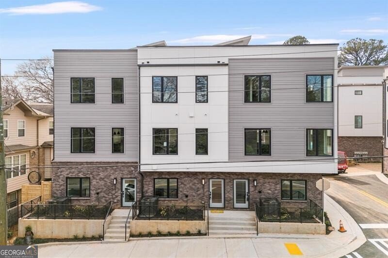1237 Memorial Drive Atlanta - 30