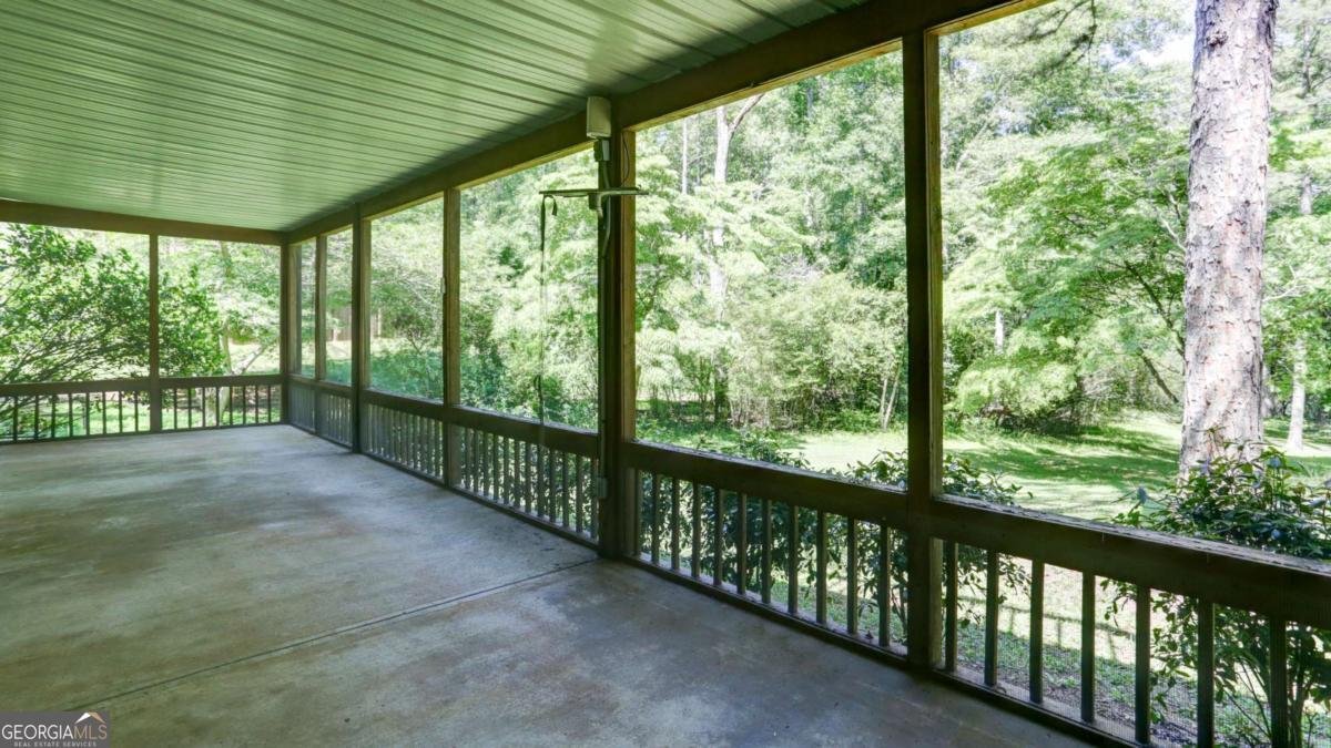121 Lake Drive Dawsonville - 54
