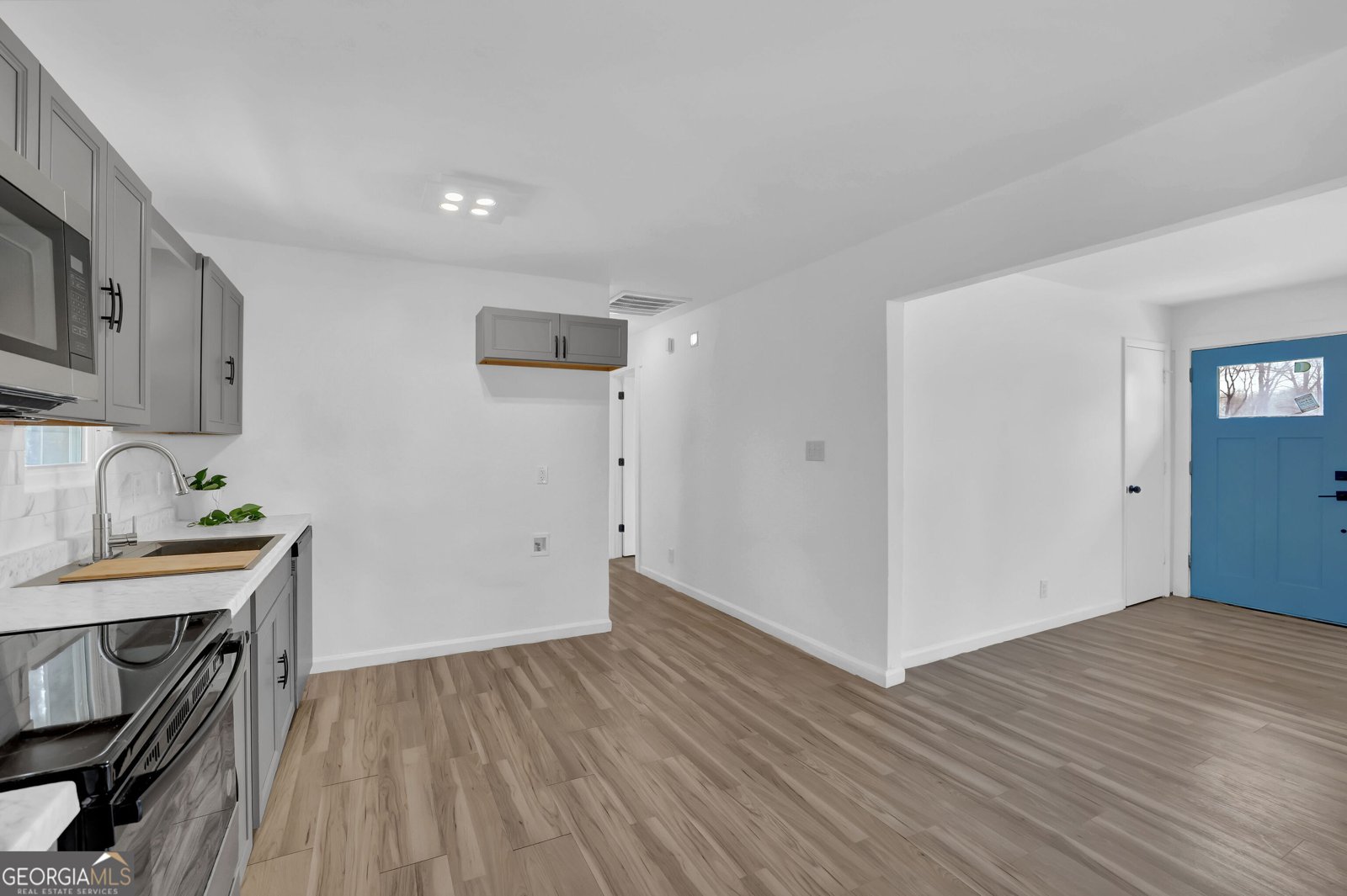 2030 EUCLID Street Statham - 15