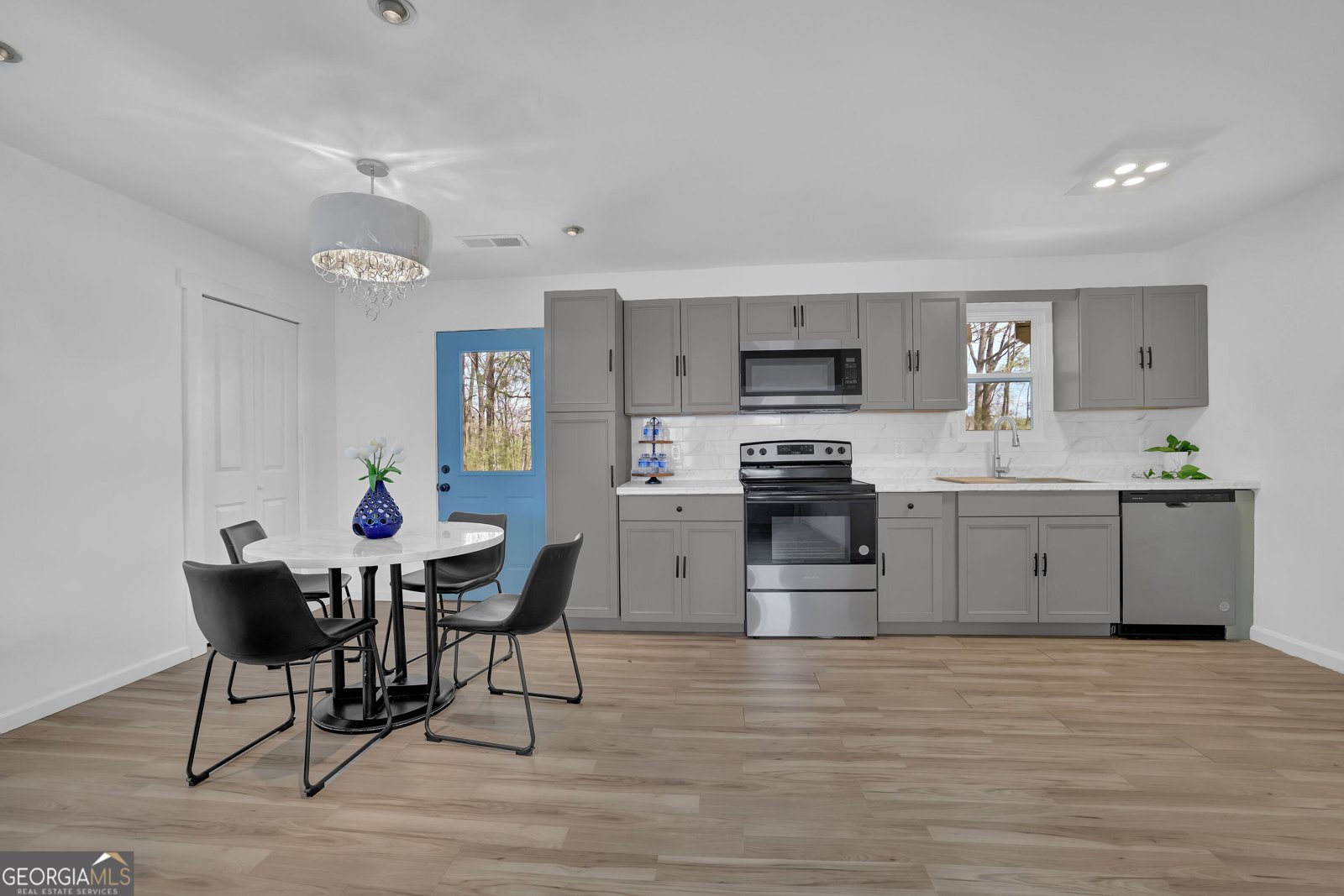 2030 EUCLID Street Statham - 7