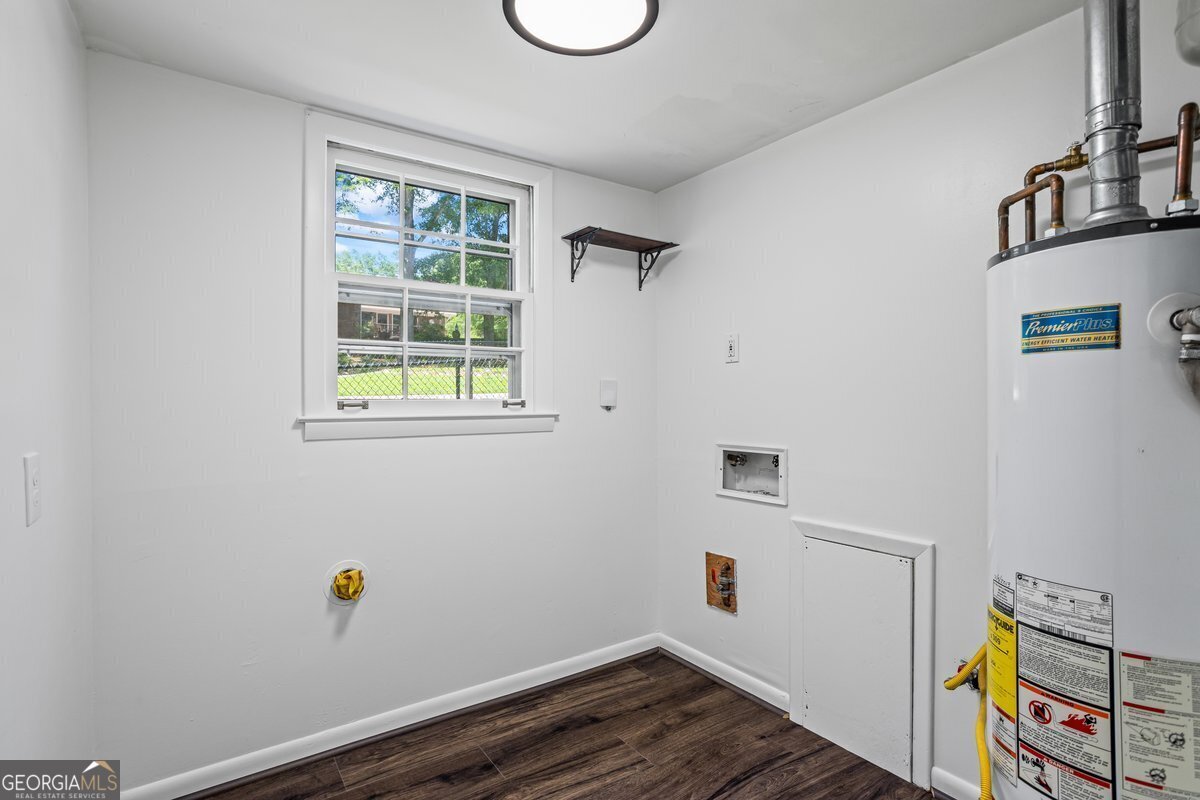 7121 Forest Drive Covington - 37