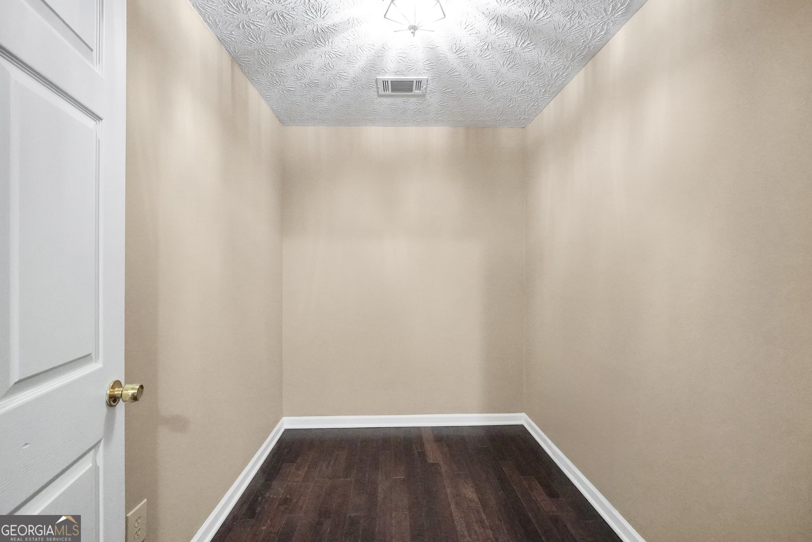 130 Nicki Court Hampton - 11