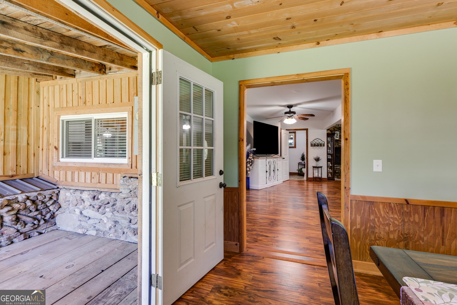 894 Lake Circle Road Buchanan - 20