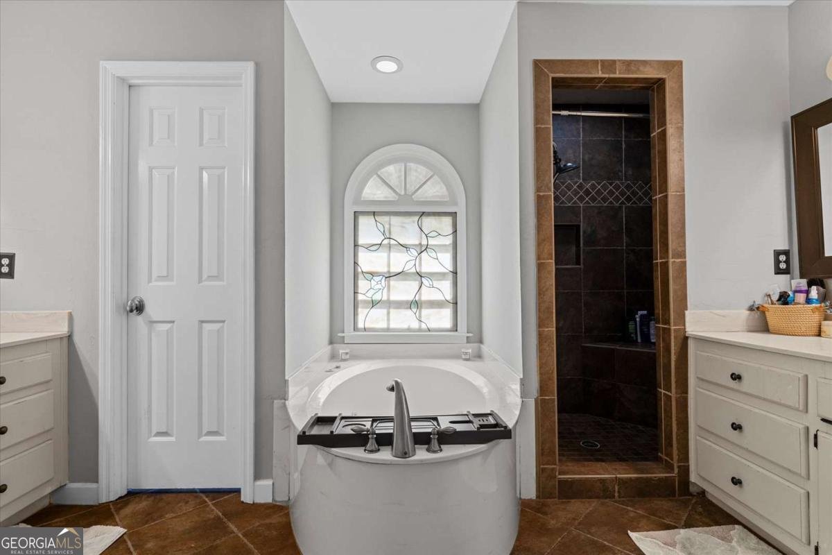 4381 Laurian Drive Kennesaw - 22