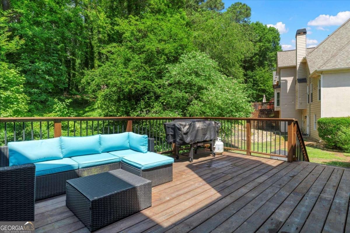 4381 Laurian Drive Kennesaw - 34