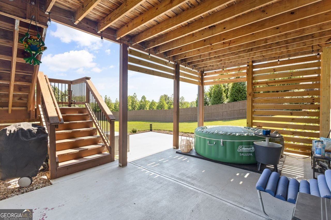 1858 SWITCHGRASS Drive Statham - 37