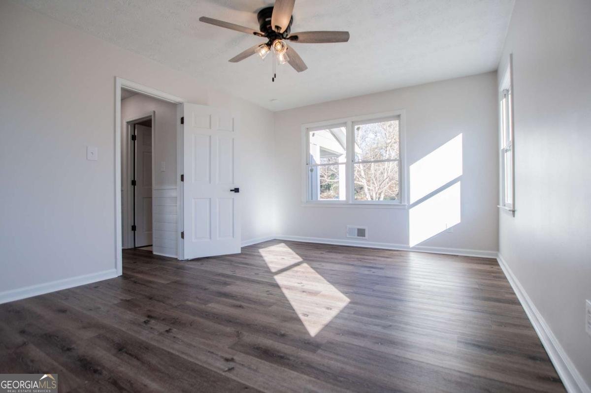 280 Hitchcock Road Dallas - 30