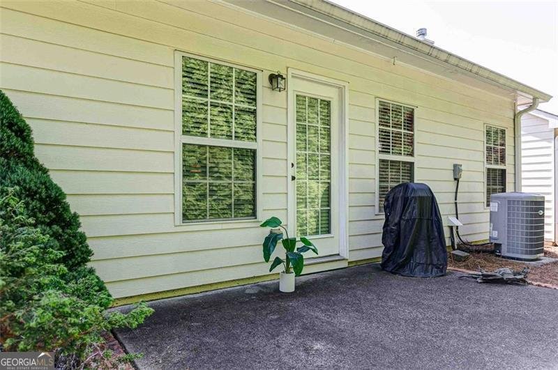 1640 Donovans Ridge Kennesaw - 27