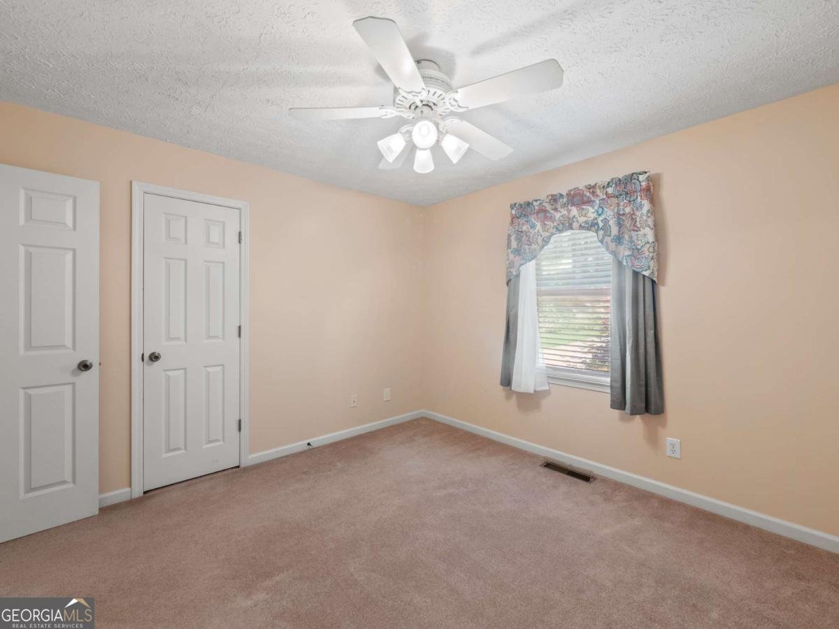 4654 Fox Forrest Drive Flowery Branch - 23