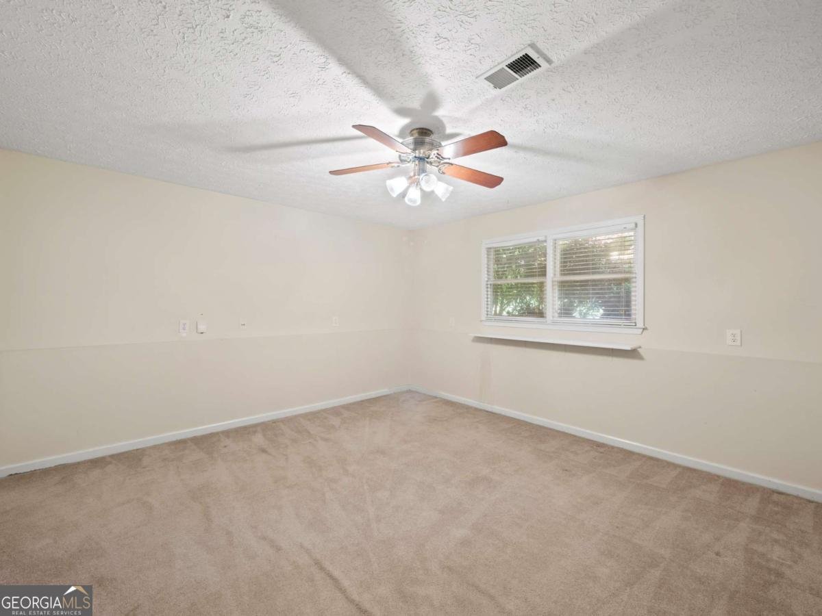 4654 Fox Forrest Drive Flowery Branch - 35