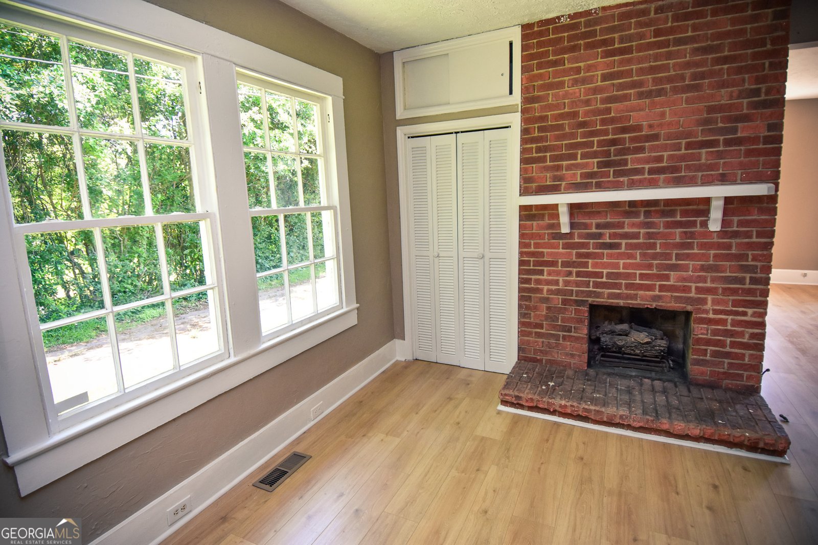 109 C Street Thomaston - 16