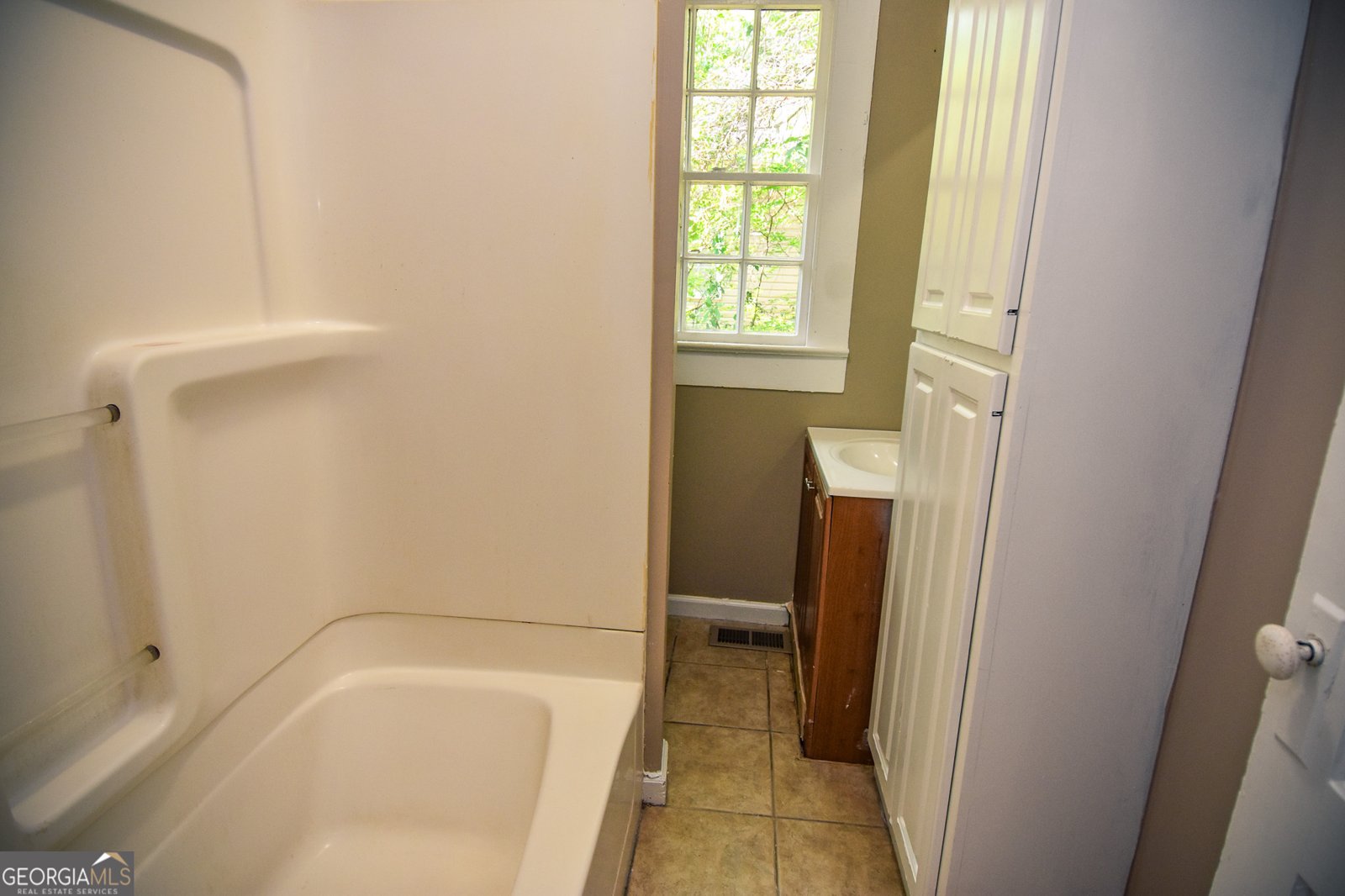 109 C Street Thomaston - 32