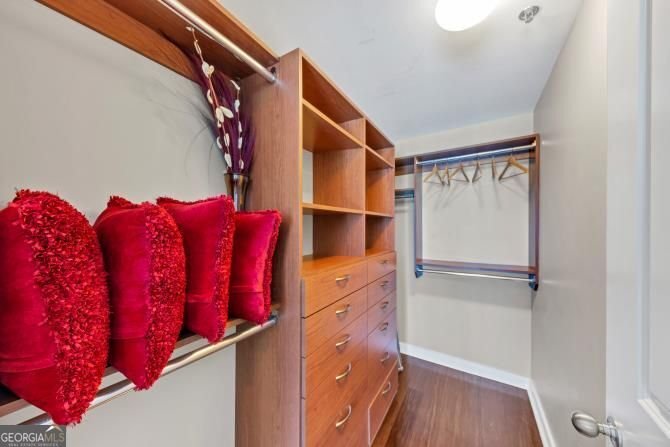 3338 Peachtree Road Atlanta - 23