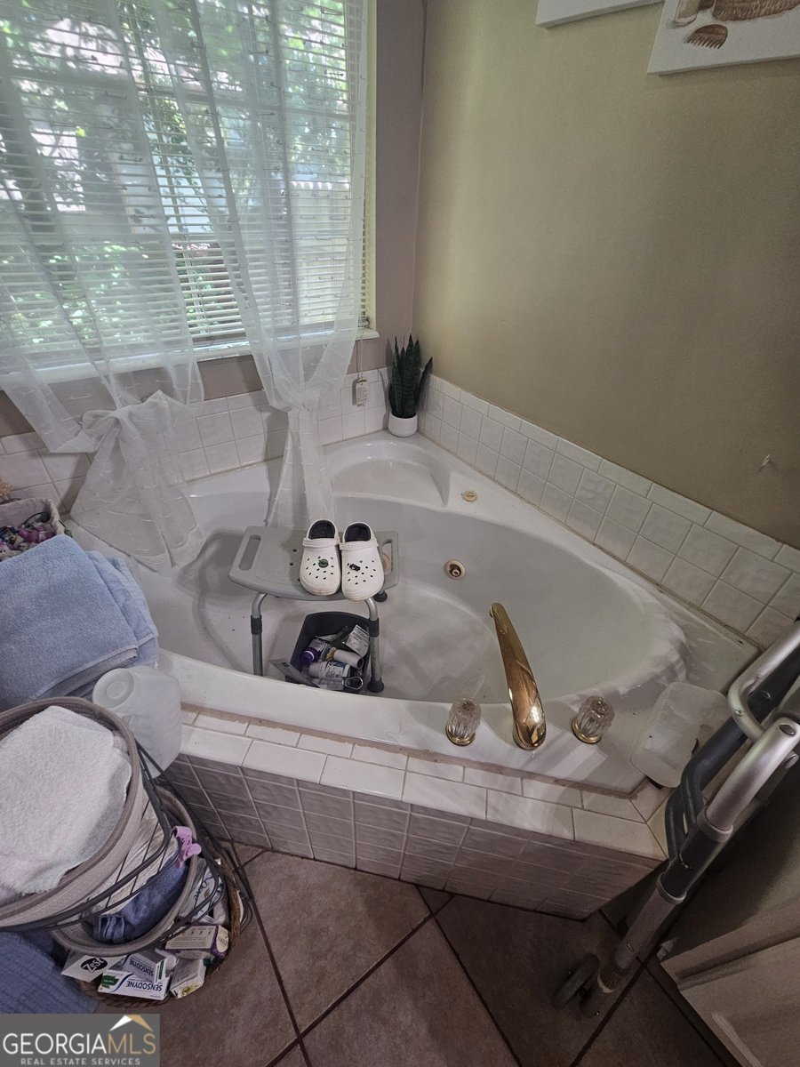 212 Hunting Court Jonesboro - 47