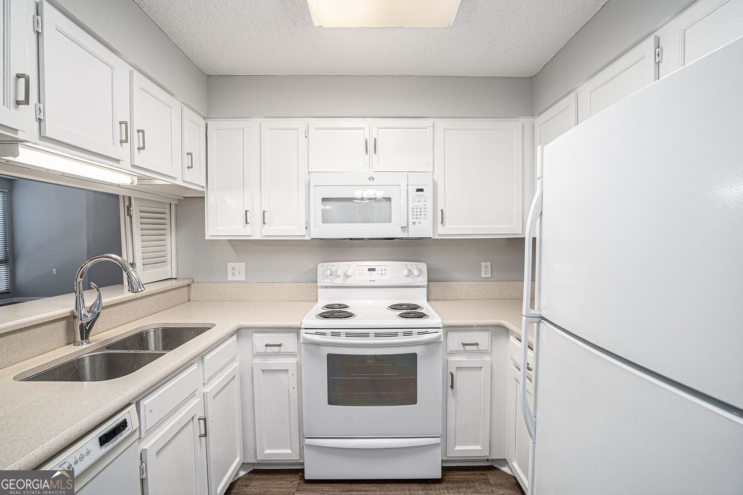 1800 Clairmont Lake Decatur - 14
