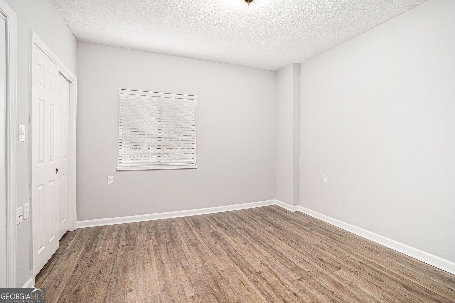 1800 Clairmont Lake Decatur - 16