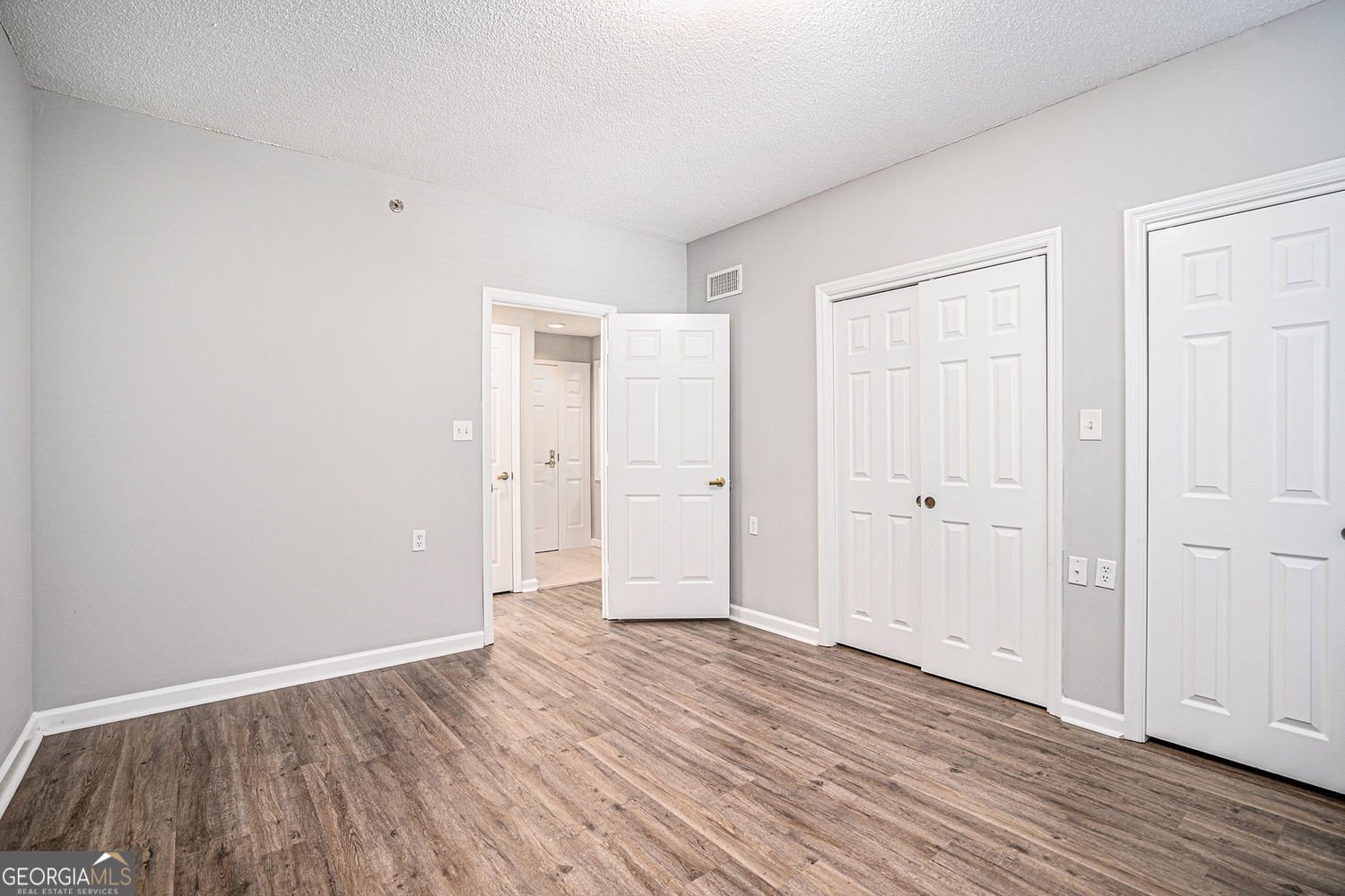 1800 Clairmont Lake Decatur - 17