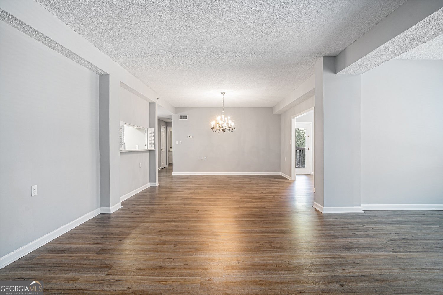 1800 Clairmont Lake Decatur - 7
