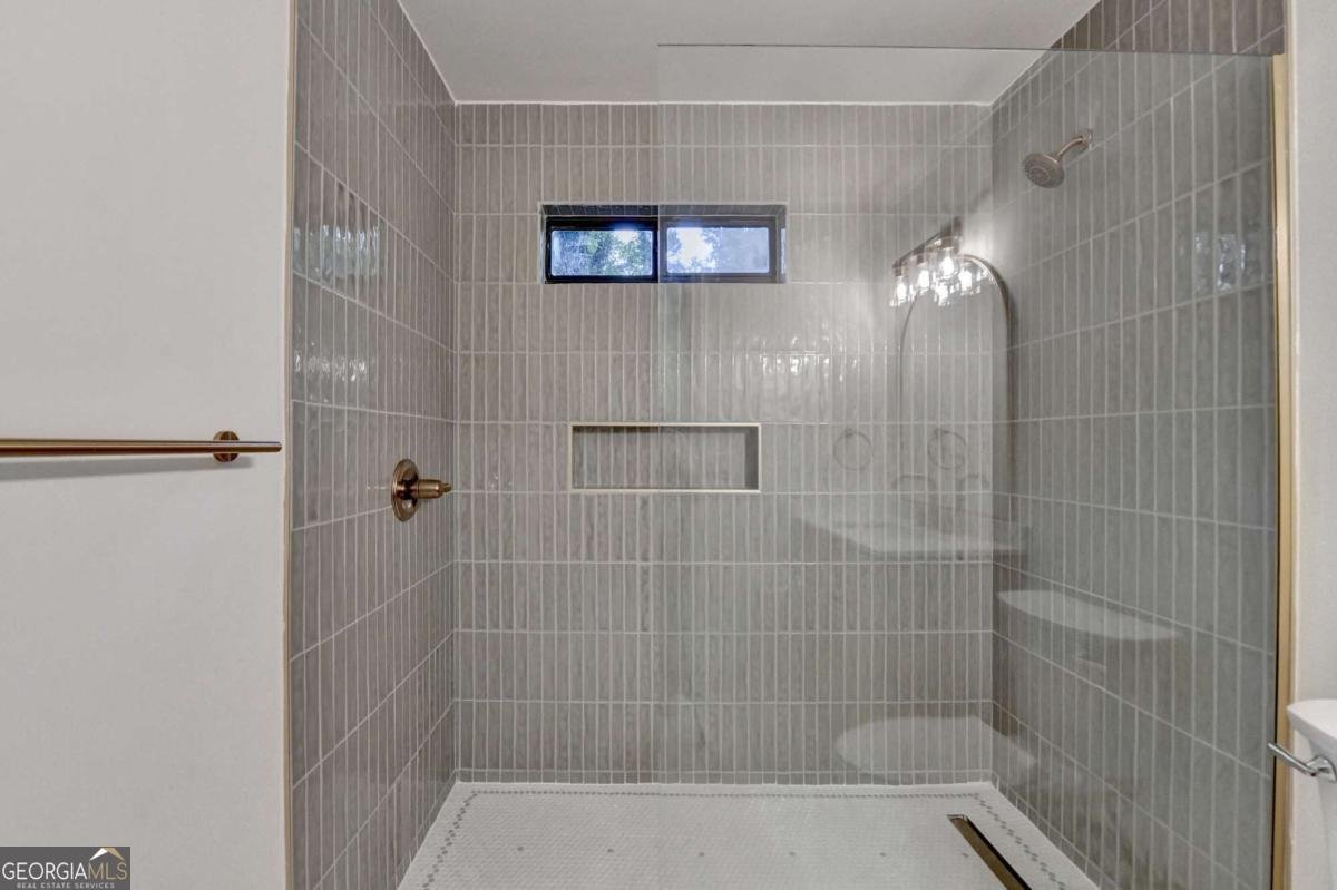 315 Fayette Drive Fayetteville - 32