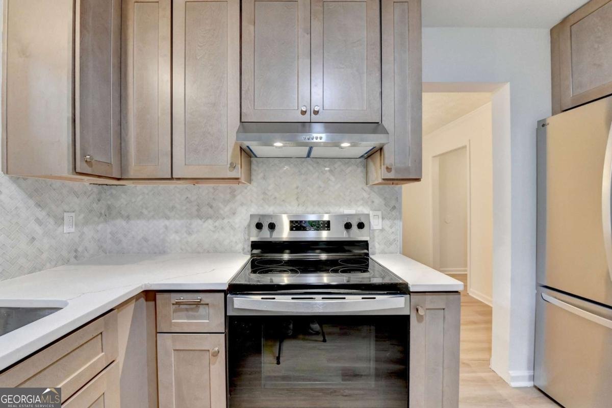 315 Fayette Drive Fayetteville - 8